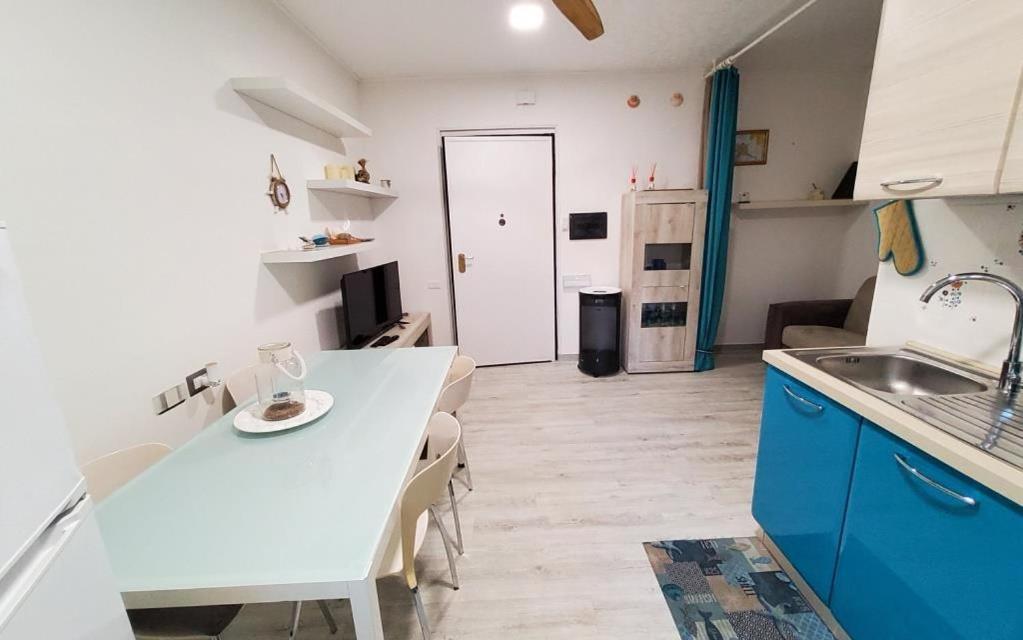 Ambos Mundos Apartment Quartu Sant'Elena Exterior photo